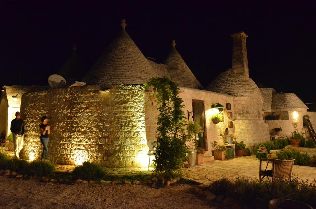 Апарт отель I Trulli Di Acquarossa Чистернино Экстерьер фото